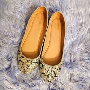 Mix No. 6 Women's flats  glitter silver and black shoes Sz 9